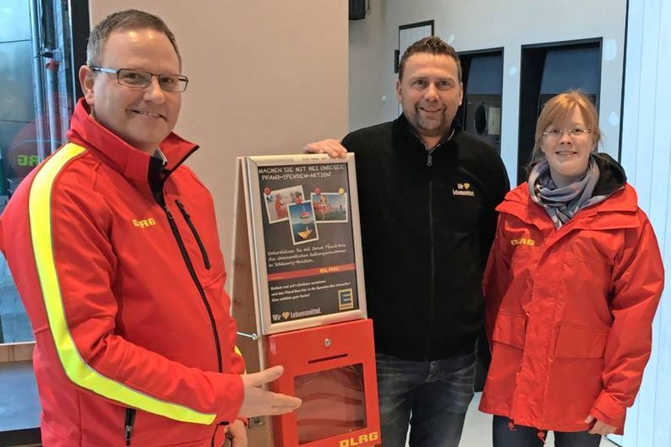 DLRG-Einsatzleiter Küste Klaus Holger Hecken, Dirk Wähler und Maja Schikorr (v. lks.).