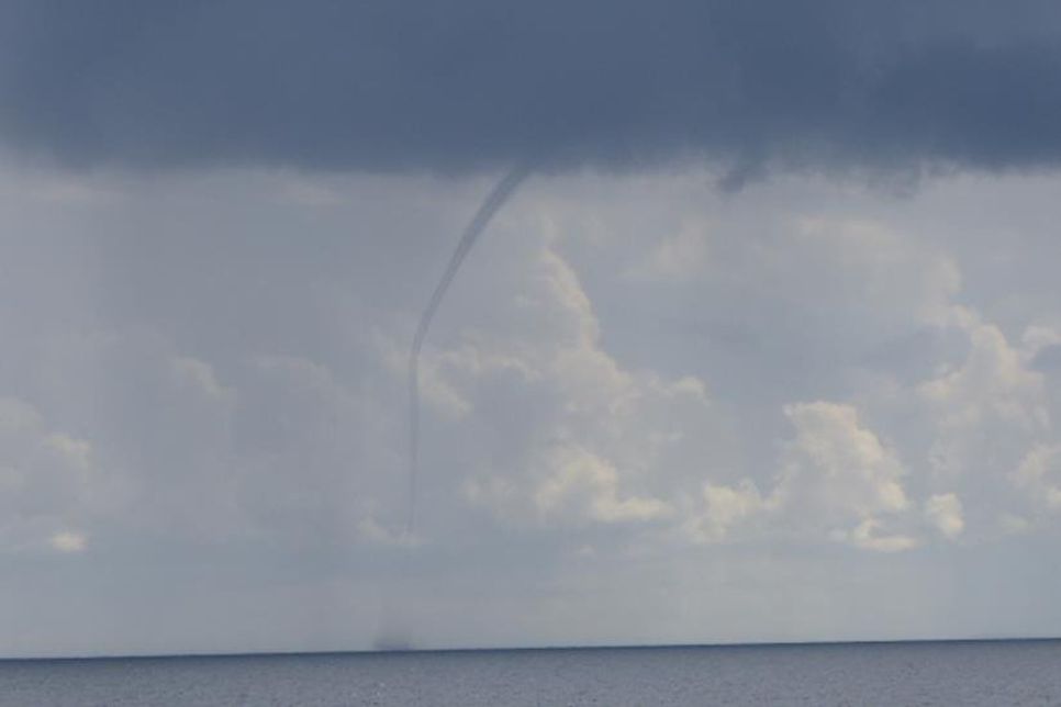 Diesen „Tornado vor Dahme“ hielten Annette und Manfred Kampmann fotografisch fest.