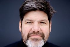 Zu Gast ist der Historiker und Autor Clemens Tangerding mit einer Lesung aus seinem Buch „Rückkehr nach Rottendorf.