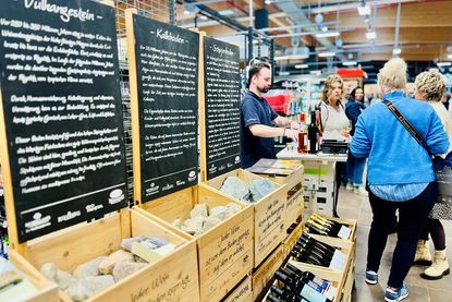 An zahlreichen Verkostungsständen konnte man sich durch ein vielfältiges Angebot probieren.