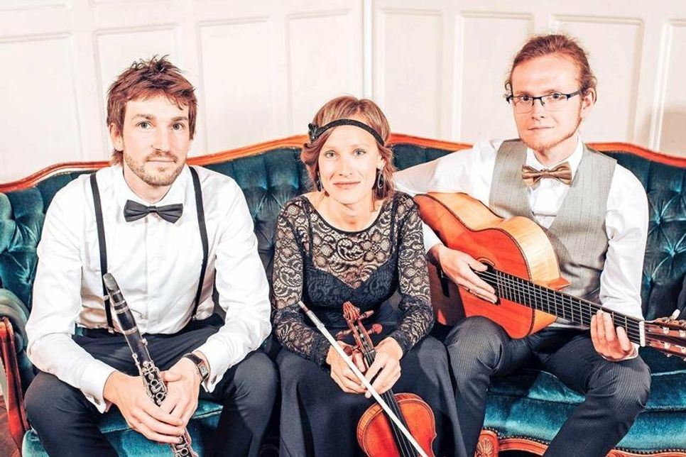 David Arbeiter, Svenja Lippert und Niels Rathje (von links) laden ein zur musikalisch abwechslungsreichen Reise.