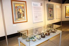 Blick in die Ausstellung „Frauenleben im Mittelalter“ im Probstei Museum Schönberg 2020.