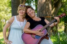 Bärbel Wolfmeier und Inge-Sophie Lorenzen. (Copyright Wolfmeier/Lorenzen)