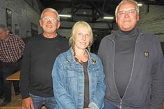 Reinhard Buchwald, Elke Kock und Knud Gomlich bilden den neuen Dorfvorstand.