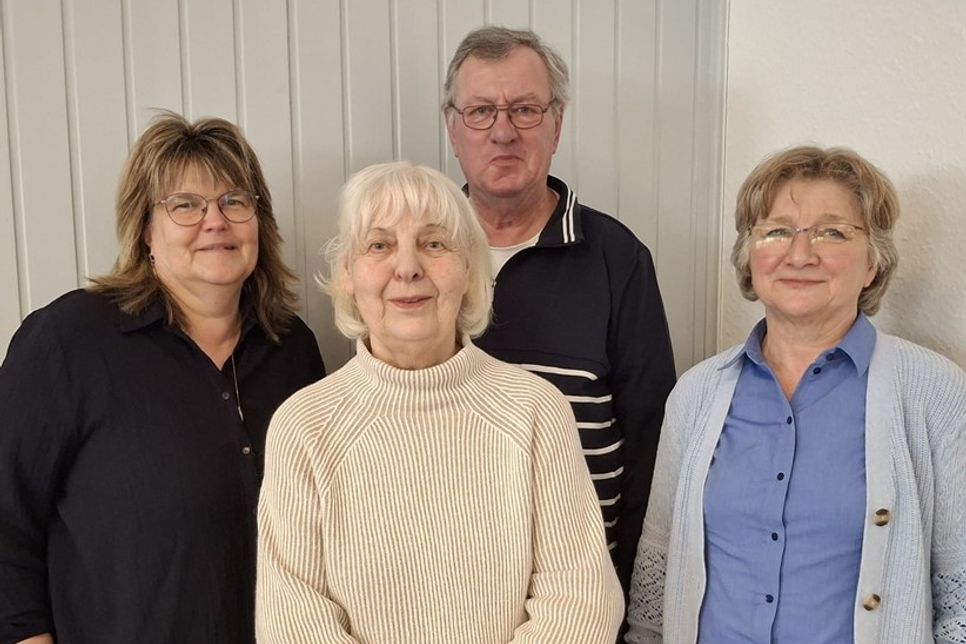 Iris Görtz, Bärbel Seehusen, Peter Schneider und Heike Henning (v. lks.).