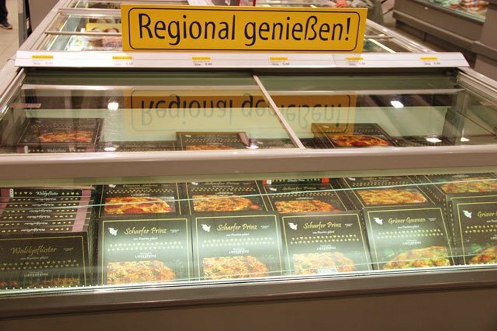 Es gibt 6 verschiedene Sorten Pizza vom „Liefer-Prinzen“ im Sortiment der Abteilung Tiefkühlung.
