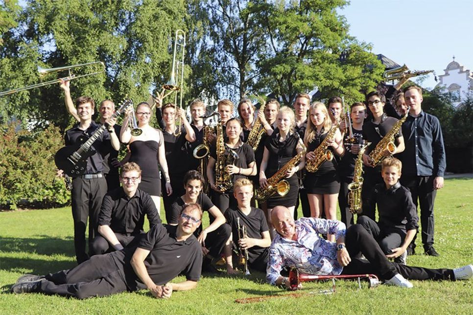 Die OGT-Big Band unter der Leitung von Dr. Axel Ster feiert in diesem Jahr 20-jähriges Bestehen und lädt zur großen Big Band-Night in den Großen Saal des Maritim Seehotels ein. (Foto: hfr)