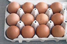 Verbraucher sollten auf die Chargennummern achten und auf Eier mit der Kennzeichnung NL verzichten. Die Nummer 03 steht für Niedersachsen, hier wurde bisher in drei Betrieben Fipronil nachgewiesen.