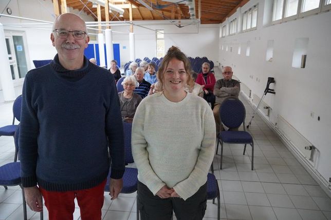 Die Dorfkümmerer aus Kellenhusen: Rentner Diethard Mill und Sozialpädagogin Christine Geppert.