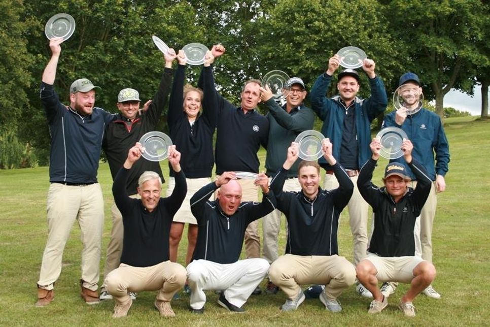 Das Siegerfoto der stolzen Clubmannschaft Brodauer Mühle.