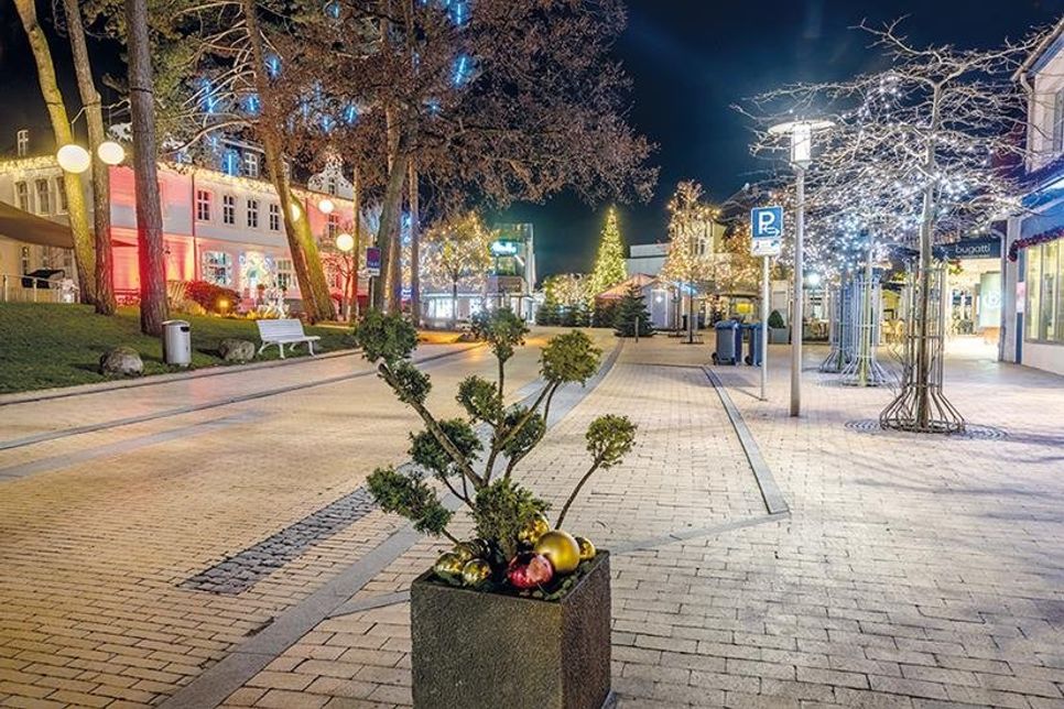 Ab kommenden Samstag erleuchten wieder über 150.000 Lichter das Zentrum von Timmendorfer Strand.