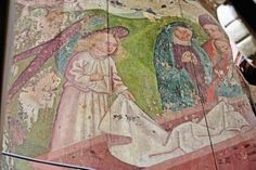 “Drei Marien am leeren Grab” - das einzige noch vollständig erhaltene Bild des ursprünglichen gotischen Zyklus um 1490 befindet sich halb versteckt hinter einer Kanzel und wird 2024 restauriert werden.