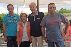 Dimitropoulos Stamatios (re.) mit dem Ehepaar Distel und Herr Bolowski.