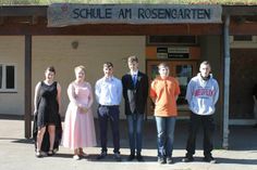 Neustadt. Folgende Schüler*innen erhielten am vergangenen Freitag ihren Abschluss der Schule am Rosengarten: Kilian Petersen, Levin Mütz, Darleen Wagner, Vincent Häußler, Emily Lau, Lumière Klang. (red/ab)
