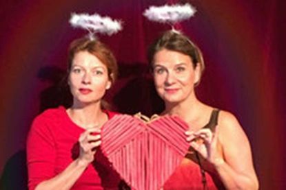 Ulrike Knospe und Erika Spalke (v. re.) vom StückWerk Bremen.