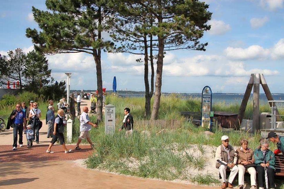 Im Jahr 2011 wurde die neu gestaltete Promenade an der Dünenmeile feierlich eingeweiht.