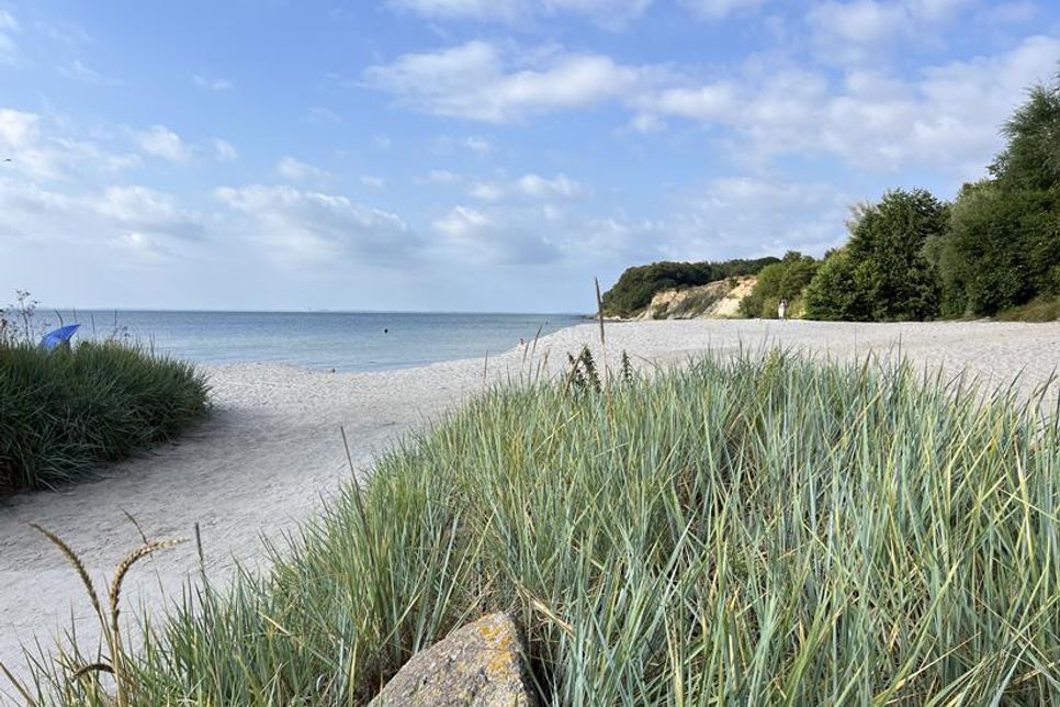 Dieser schöne Strand befindet sich direkt hinter dem Yachthafen von Grömitz.