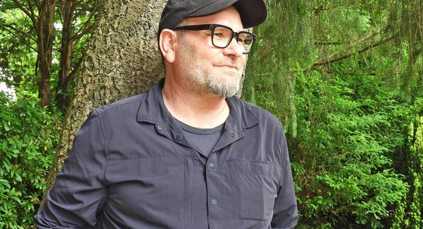 Steffen Wiedemann hat einen Friedhofsverwalter-Roman geschrieben und ist auf der Suche nach einem Verlag.