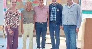 Sie moderierten das sechste Netzwerktreffen von Schulewirtschaft Schleswig-Holstein (v.l.): Anna-Lena Band (Wöhlk), Margrit Gebel (Schulewirtschaft Schleswig-Holstein), Ralf Bastian (Elektro Steffen), Thomas Willers (Schulewirtschaft Schleswig-Holstein), Ingmar Jonsson (Amt Schrevenborn).