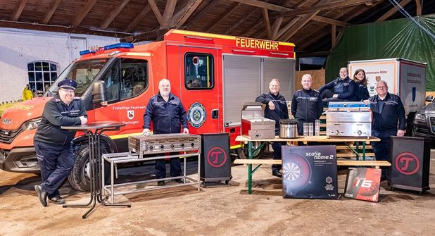 Markus Krystek, Marco Schreier, Manuel Lassnig, Mark Sell, Ronja Petersen, Elea Dohns und Dietmar Werner (v. lks.).