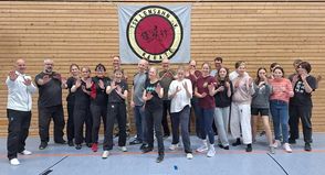 Die Teilnehmenden des Selbstverteidigungskurses.