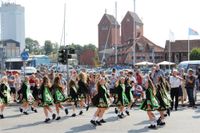 Neustadt feiert das 30. europäische folklore festival.