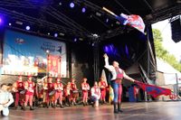 Neustadt feiert das 30. europäische folklore festival.