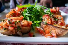 Knoblauch, frische Kräuter und hochwertige Öle - die mediterrane Küche schmeckt nicht nur köstlich, sondern ist auch noch gesund.
