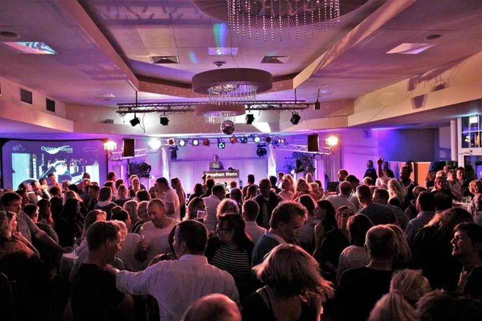 Am Samstag öffnet die Strandhalle um 20.30 Uhr zur "Top 40 Tanz-Nacht".