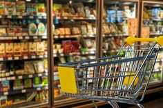 Unter anderem Lebensmittelmärkte, aber auch Baumärkte oder Apotheken, dürfen nach wie vor ohne Angabe der Kontaktdaten betreten werden.