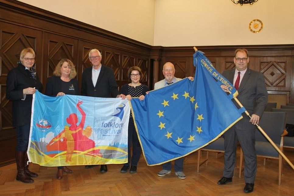 Susanne Bimberg-Nittritz, Barbara Helbach, Uwe Muchow, Andrea Brunhöber, Sönke Sela und Mirko Spieckermann (v. lks.) freuen sich auf das historische Jubiläumsjahr.
