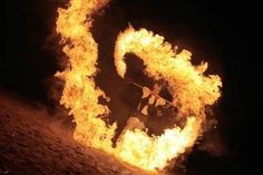 Spektakuläre Feuershows werden vom 27. bis 30. Dezember, jeweils um 19 Uhr, für besondere „Winterwärme“ in Scharbeutz sorgen. (Foto: Veranstalter)