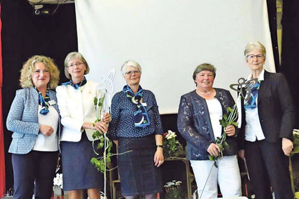 Jutta Fahr (Kreisvorsitzende), Else von Ludowig (ehemalige Kreisvorsitzende), Wiebke Weilandt (Stv. Vorsitzende), Elke Beck (ehemalige Schriftführerin), Anke Möller (Beisitzerin). Verabschiedung von Else von Ludowig und Elke Beck, es fehlt Anne Muus-Seyfferth (ehemalige Stv. Vorsitzende)