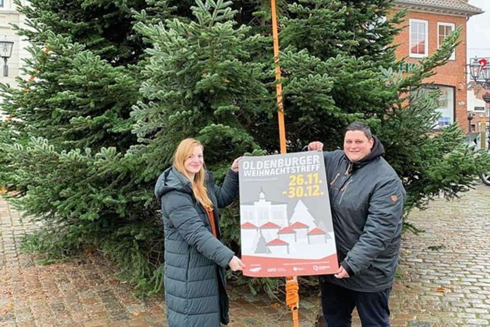 Cora Brockmann (Stadtmarketing), Vadim Konig (Veranstalter).