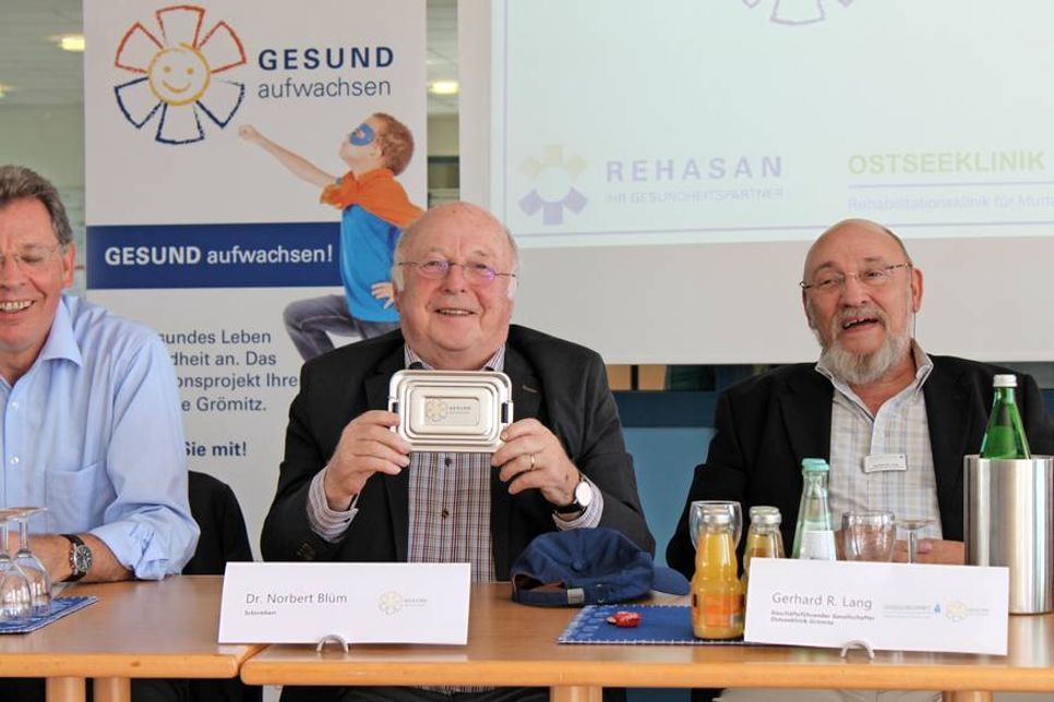 Dr. Norbert Blüm im August 2016 bei der Vorstellung des Präventionsprojektes in der Ostseeklinik.