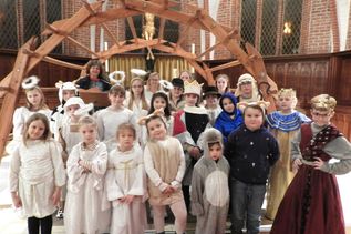 Die Ahrensböker Krippenspiel-Kinder freuen sich auf den Heiligabend, wenn um 15 Uhr die Weihnachtsgeschichte aufgeführt wird.
