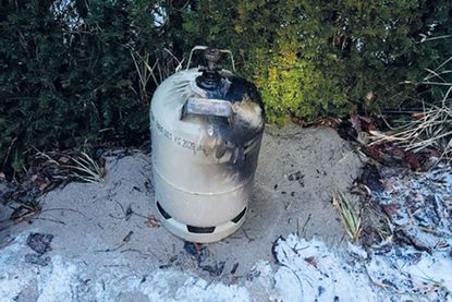 Feuerwehreinsatz in Timmendorfer Strand: Brennende Gasflasche in einem Wintergarten