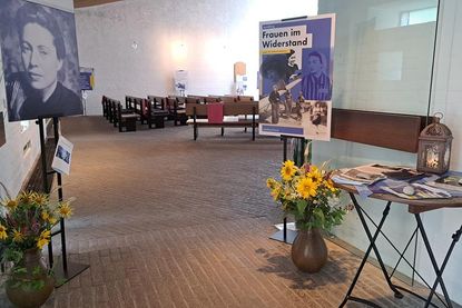 Die Kapelle in Bliesdorf zeigt die Ausstellung „Frauen im Widerstand gegen den Nationalsozialismus“.