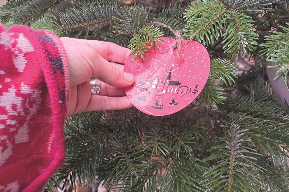 Auch in diesem Jahr gibt es die „Schmück-mich-Baum“ Aktion.