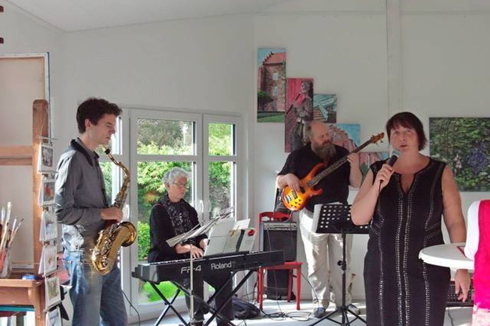Polina &amp; Band spielen am Freitag im Strandhaus in Grömitz.