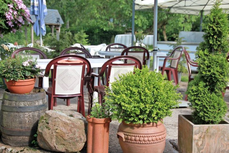 Im Biergarten der Familie Thermann landen bei den sommerlichen Barbecues raffinierte Leckereien auf dem Rost.