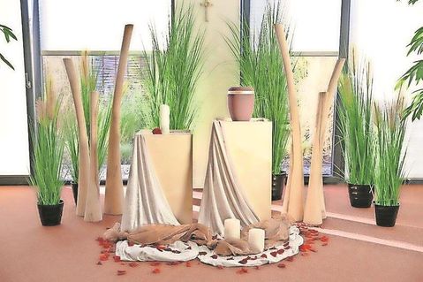 Würdevoll und individuell kümmert sich das Bestattungshaus Mielke um alle Belange in dieser schweren Lebenssituation, dem Verlust eines geliebten Menschen.