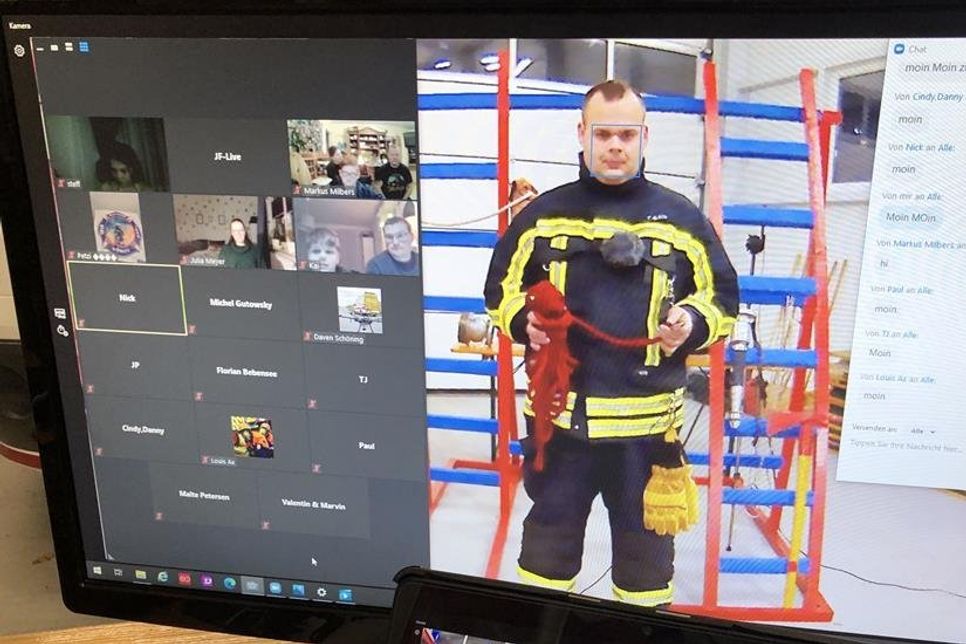 Im Mittelpunkt der Online-Übung standen Knoten und Stiche.