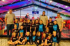 Mannschaft und Trainerteam bei der Weihnachtsfeier in Grömitz.