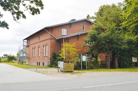 „Erinnern. Erzählen. Mitgestalten.“: Aufruf zur Mitmachausstellung – 25 Jahre Gedenkstätte Ahrensbök