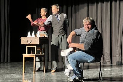 The Sideshow Charlatans (lks.) erhielten tatkräftige Unterstützung aus dem Publikum.