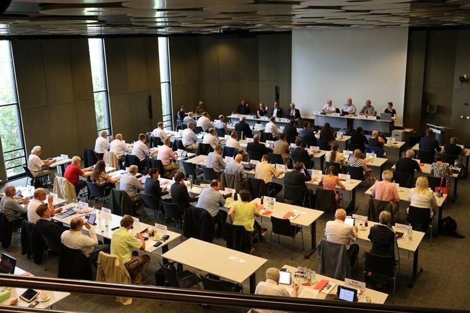 Der 13. ostholsteinische Kreistag in seiner konstituierenden Sitzung am Kreistag.