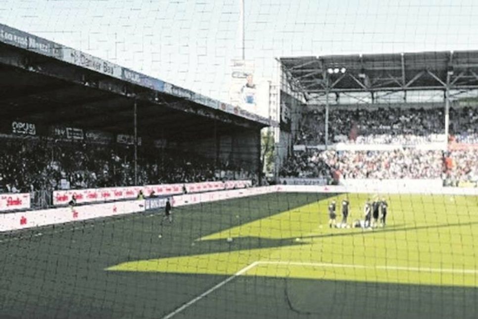 Das Holsteinstadion ist für den Ligastart bereit.