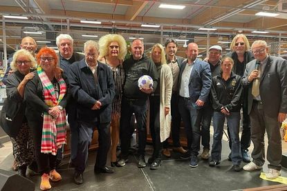 Abschiedsfoto beim Benefiztalk mit den bekannten Gästen.