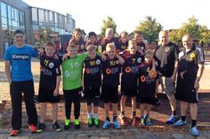 Für die HSG Ostsee waren am Start: Finn Hering (Tor), Simon Thiel, Ernst Heinz, Lasse Alberts (1), Kilian Rosinke (6), Niklas Friedrich, Jan Scholtz (6), Arne Salzmann, Sajan Baltzer (4), Jan Burtzlaff (6) und Thomas Wild.